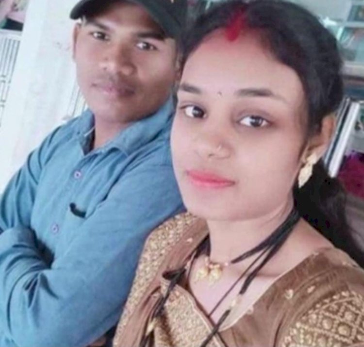 सीआरपीएफ जवान ने खुद को मारी गोली तो पत्नी ने भी लगाया मौत को गले बिलासपुर जिले के पचपेड़ी थाना क्षेत्र का मामला छत्तीशगढ़ के गढ़चिरौली में तैनात था जवान पढ़े पूरी खबर