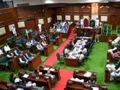 CG विधानसभा BREAKING: विधानसभा में उठा खराब टेबलेट का मुद्दा.... कांग्रेस विधायक के सवाल पर मंत्री ने मानी गड़बड़ी.... विधानसभा अध्यक्ष ने की घोषणा.... स्कूलों में खराब टेबलेट की होगी जांच.....