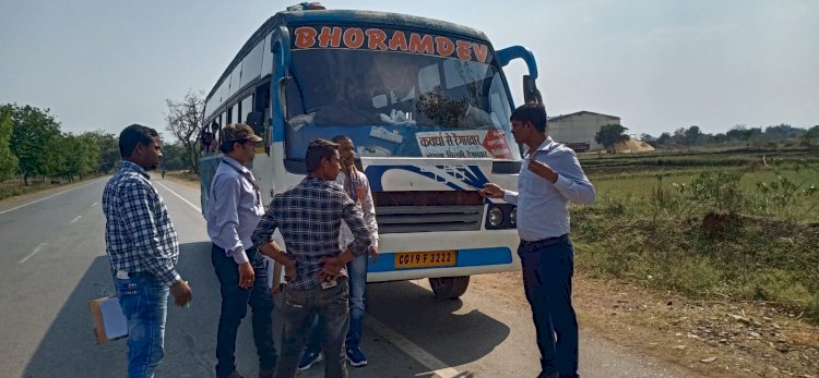 परिवहन विभाग की टीम एक्शन मोड पर, 29 वाहनों से 14.85 लाख रूपए मोटर कर जमा कराया    परिवहन विभाग टीम की लगातार कार्यवाही जारी     वन टाइम सेटलमेंट योजना के तहत छूट के साथ कर जमा करने की अंतिम तारीख 31 मार्च 2022 तक निर्धारित