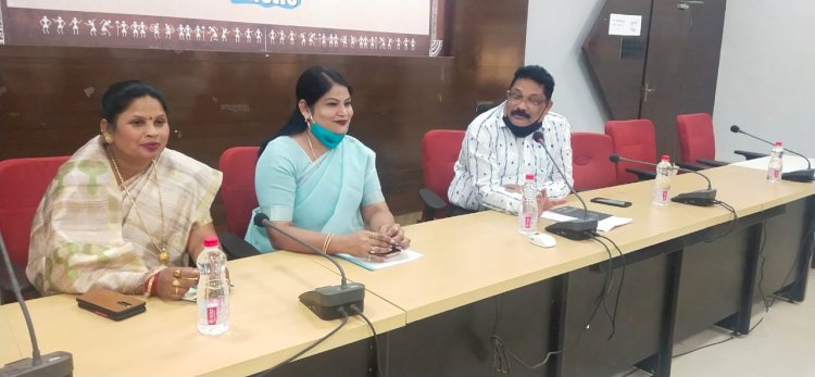 कलेक्ट्रेट के प्रेरणा हाल मे शांति समिति की बैठक