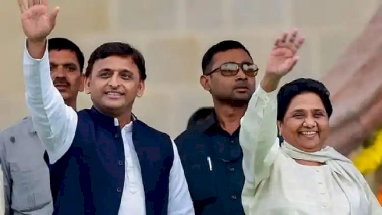 सपा अध्यक्ष अखिलेश यादव का पलटवार कहा कि वे भी चाहते थे कि बसपा सुप्रिमो मायावती प्रधानमंत्री बनें. इसलिए 2019 लोकसभा चुनाव में उनकी पार्टी ने बसपा से गठबंधन किया था.
