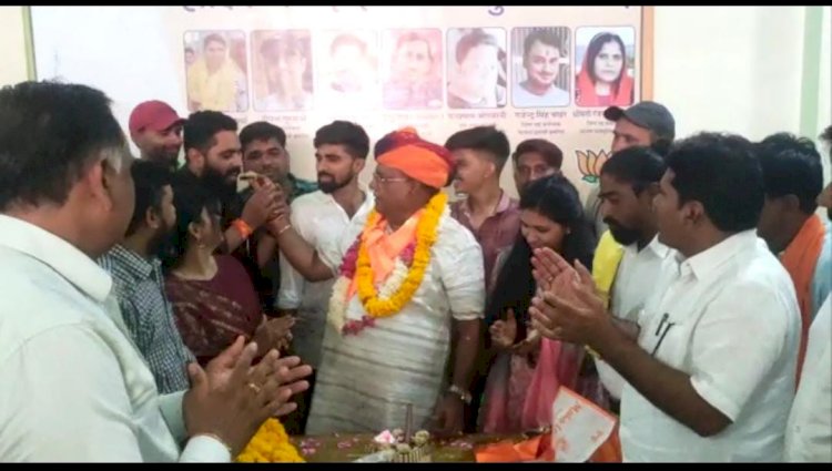 पूर्व केबिनेट मंत्री कालूलाल गुर्जर का मनाया जन्मदिन