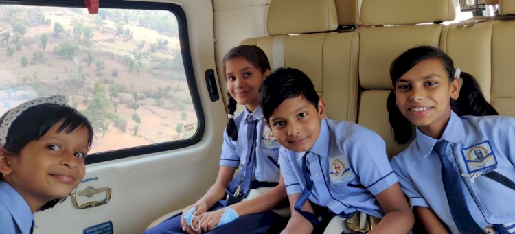 CG- Helicopter Ride VIDEO: बाल हठ के सामने झुके CM भूपेश.... मुख्यमंत्री ने तत्काल पूरी की नन्हीं स्मृति की जिद.... करवाई हेलीकॉप्टर की सैर.... VIDEO शेयर कर बोले, 'बच्चे घूमकर वापस आ गए'.... देखें VIDEO......