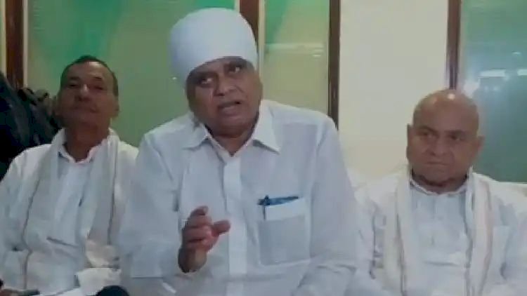 फिर बोले कांग्रेस वरिष्ठ नेता फूल सिंह बरैया: अगले चुनाव में भाजपा 50 से ज्यादा सीटे जीती तो मै राजभवन के सामने अपना मुंह काला कर लूँगा.