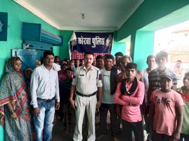 पाली पाली पुलिस द्वारा की गई चलित थाना का आयोजन........................ लोगों की समस्या जानने और निराकरण करने पुलिस गांव गांव जाकर लगा रही चालित थाना शिविर............................