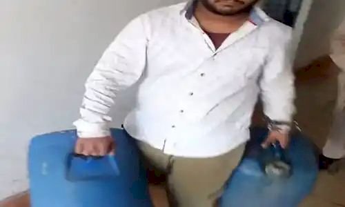 रायपुर के अंबेडकर अस्पताल का डॉक्टर निकला डीजल चोर, पुलिस ने किया गिरफ्तार, पढ़े इसे जरूर.