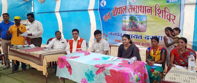 संवेदनशील इलाके में लगे स्वास्थ्य शिविर में 149 ग्रामीणों को मिला लाभ..चांदामेटा के जन चौपाल में आयोजित किया गया स्वास्थ्य शिविर