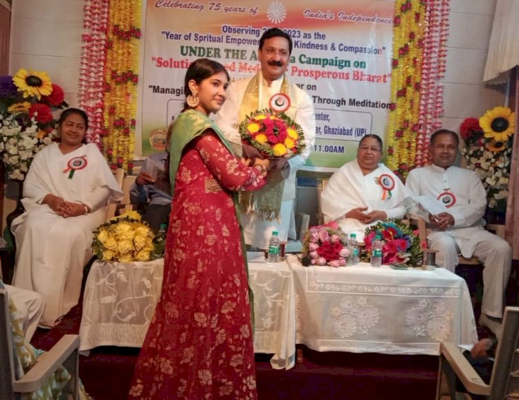 सकारात्मक चिंतन से कम होगा पत्रकारों का तनाव: प्रो. द्विवेदी..................... 'लोकमंगल और विश्व कल्याण की दिशा में कार्य करें पत्रकार'............................ खबर पढ़िए