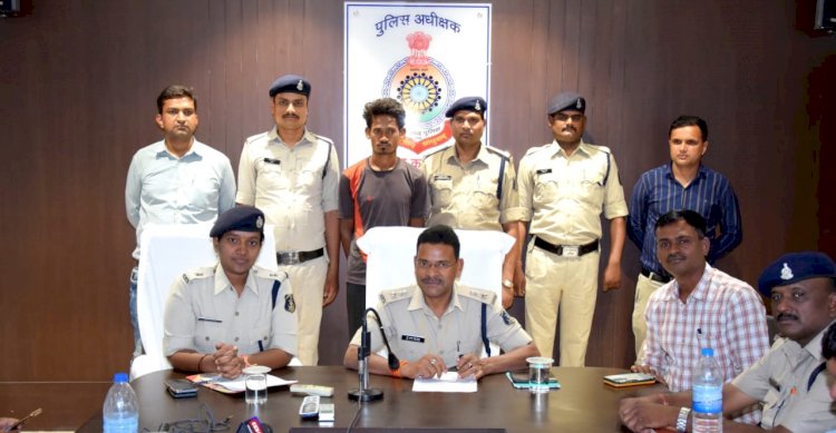 वनांचल में हुये जघन्य हत्या कांड - अंधे कत्ल का पर्दाफाश
अंधविष्वास के चलते टोनही होने की शक पर दिया आरोपी ने घटना को अंजाम
जॉंच के दौरान कई पहलुओ पर गहन विवेचना