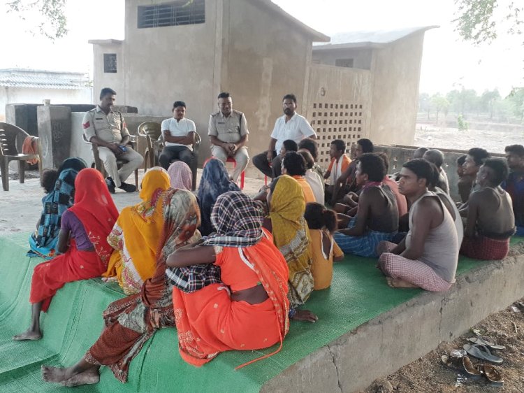 चौकी मोरगा क्षेत्र में लगा चलित थाना