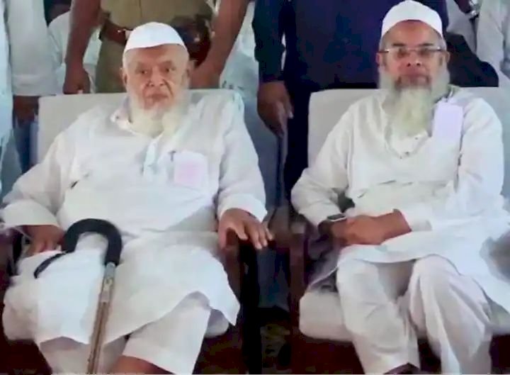 समान नागरिक संहिता के प्रस्ताव पर जमीयत उलमा-ए-हिंद के सम्मेलन के दूसरे दिन मुस्लिम नेताओं ने इस पर कहा कि इस्लामी शरीयत में कोई दखलंदाजी स्वीकार्य नहीं.