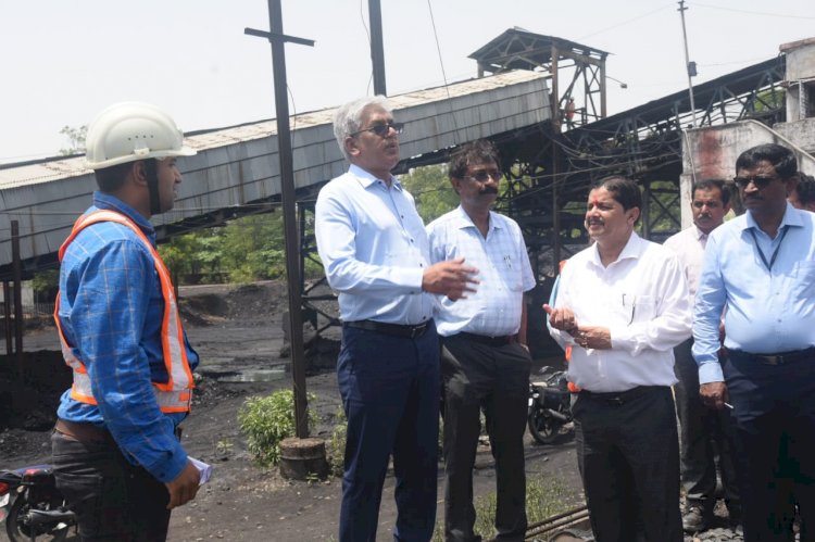 SECL के CMD भटगाँव दौरे पर: देर रात ली अधिकारियों की बैठक, सुबह से सभी खदानों का मौक़े पर मुआयना, आवश्यक निर्देश जारी....