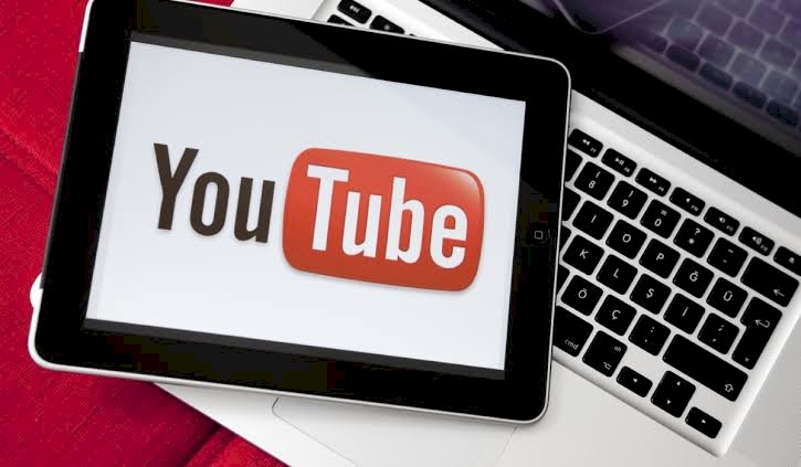 YouTube First Video: यूट्यूब पर पहली बार अपलोड किया गया था ये वीडियो.... लोगों ने वीडियो देखने के बाद दिए ऐसे रिएक्शन.... जानकर हैरान रह जाएंगे आप.... देखें वीडियो....