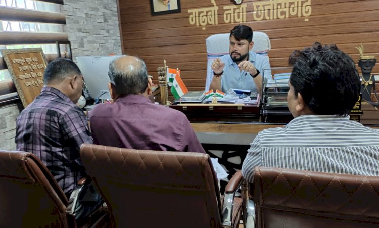 CG:बेमेतरा विधायक आशीष छाबड़ा ने लिए कृषि अधिकारियों का बैठक