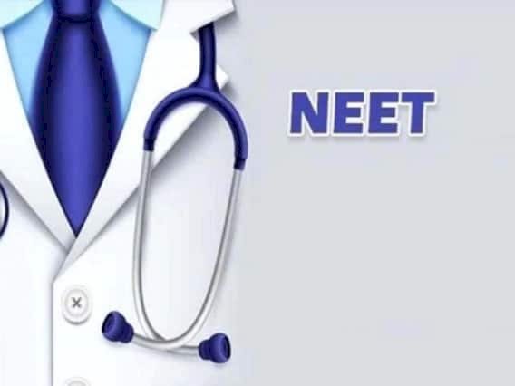'मुन्नाभाई' गिरफ्तार : NEET 2022' में फर्जीवाड़ा…मास्टरमाइंड के साथ 8 'मुन्नाभाई' गिरफ्तार…तरीक़ा जान हो जाएँगे हैरान…परीक्षार्थियों की जगह परीक्षा दे रहे थे दूसरे सॉल्वर…