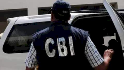 CG में CBI की रेड BIG NEWS : सीबीआई की ताबड़तोड़ कई जगहों पर छापेमारी, HCL के रिटायर्ड CMD सहित कई जगह पर CBI छापा,मचा हड़कम्प…