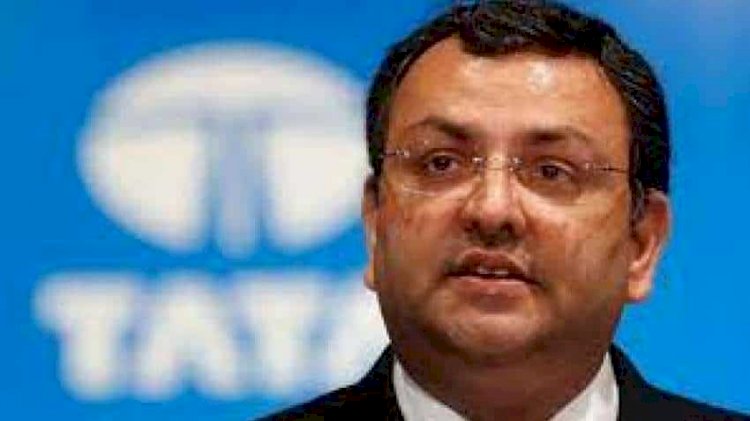 Cyrus Mistry Death: टाटा ग्रुप के पूर्व चेयरमैन साइरस मिस्त्री का निधन…दर्दनाक सड़क हादसे में गई जान…हाईवे पर मर्सिडीज कार रोड डिवाइडर से टकराई,कार के उड़े परखच्चे….देखे विडियो…