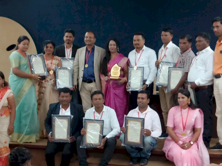 CG:प्रज्ञ शिक्षक अलंकरण सम्मान समारोहआजादी के अमृत महोत्सव में शकुंतला फाऊंडेशन छत्तीसगढ़ द्वारा समाजसेवी सुषमा पटनायक को किये सम्मानित
