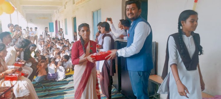 लखनपुर सरस्वती शिशु मंदिर में धूम धाम से मनाया गया शिक्षक दिवस।