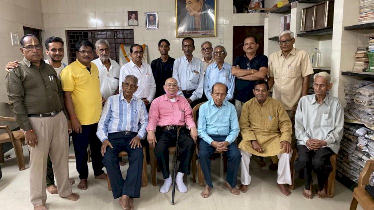 हिंदी दिवस : शिक्षक नगर मैथलीशरण गुप्त वाचनालय मे हर वर्ष की तरह इस वर्ष भी मनाया गया हिंदी दिवस….