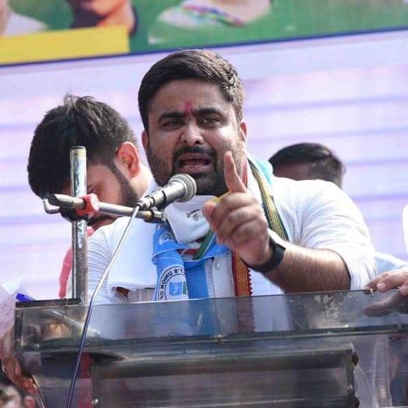 CG ब्रेकिंग: यूथ कांग्रेस के नए प्रदेश अध्यक्ष का ऐलान... आकाश शर्मा यूथ कांग्रेस के नये प्रदेश अध्यक्ष बने... 3.86 लाख से ज्यादा वोटों से दर्ज की जीत....