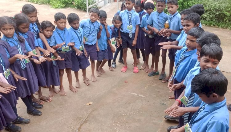 खुद को बचाना है संक्रमण से, तो हाथ की सफाई करें अच्छे से
20 सेकंड तक हाथों को धोएं 'SUMAN-K' उपाय अपनाएं