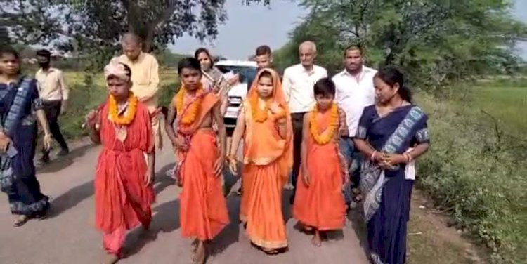 CG:राम बनना हो तो माने माता पिता का कहना _विकास दीवान...गुरुकुल विद्यालय में दीपावली उत्सव का कार्यक्रम आयोजित किया गया