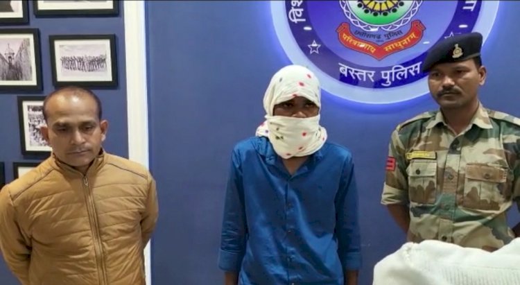 पत्रकार से मारपीट एवं लूट के मामले में बस्तर पुलिस की त्वरित कार्यवाही.................... 26 एवं 27 अक्टूबर की दरम्यानी रात्री लगभग 01ः30 बजे पत्रकार रितेश पाण्डे के साथ हुआ था मारपीट व लूट ......................
