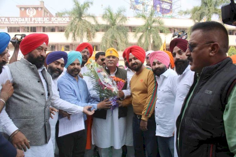 CM भूपेश गुरूनानक जयंती के अवसर पर आयोजित कार्यक्रम में शामिल हुए, मुख्यमंत्री से पंजाबी अकादमी बनाने की मांग, भवन बनाने के लिए जमीन की भी मांग....
