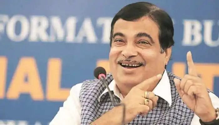 Nitin Gadkari ने किया ऐसा ऐलान, नए साल पर वाहन खरीदने वालों की होगी चांदी, सुनकर हो जाएंगे खुश!