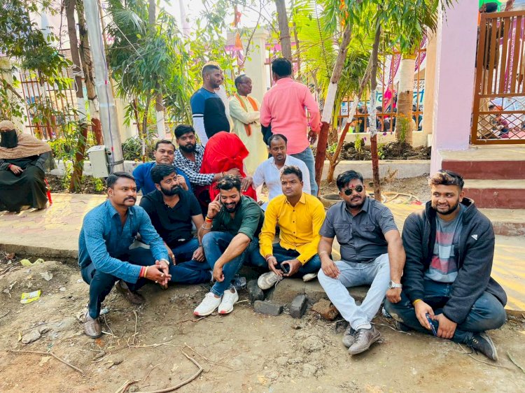भिलाई में अटल जी की मूर्ति को लेकर बवाल, कांग्रेसी और भाजपाइयों के बीच जमकर झड़प, कई भाजपा के कार्यकर्ता घायल...