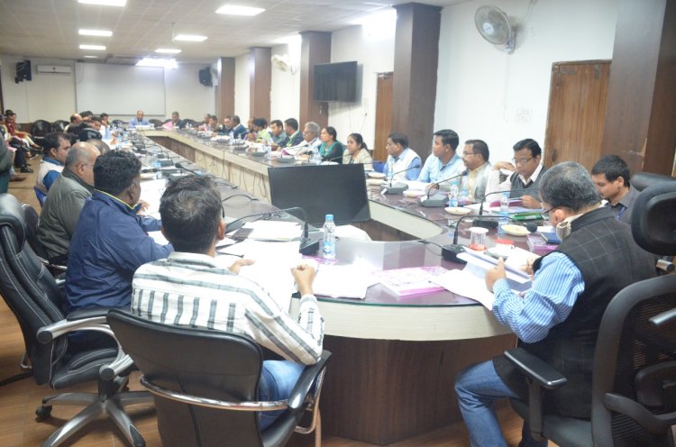 कलेक्टर संजीव झा ने डीएलसीसी और डीएलआरसी की समीक्षा बैठक में दिए निर्देश, केसीसी आवेदनों के निराकरण के लिए दो दिन के भीतर प्रस्तुत करें वर्क प्लान, 15 दिन के भीतर आवेदनों का करें निराकरण