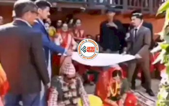 Bride Groom viral : शादी की रस्म करने के चक्कर में दुल्हे-दुल्हन को ही आया चक्कर, बाकी लोग भी देखते रह गए- देखें मजेदार वीडियो...