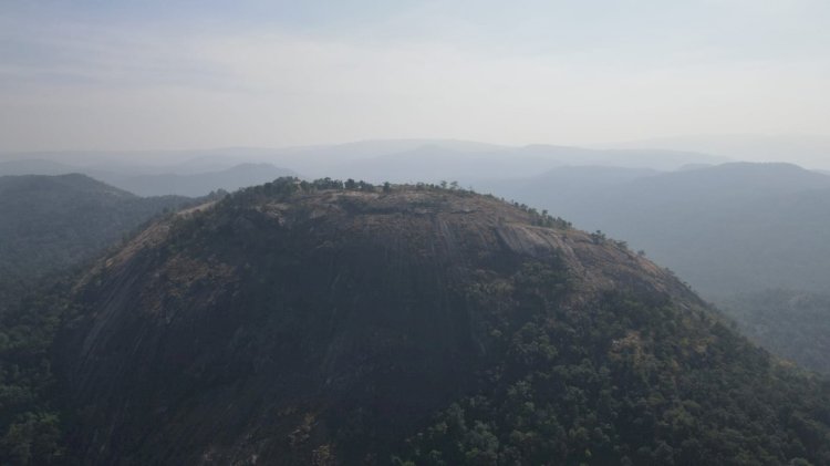 Chhattisgarh Tourism: छत्तीसगढ़ की सबसे ऊंची चोटी से अब पर्यटकों को मिलेगा प्रकृति का प्यार,गौरव गौर-लाटा को पर्यटन स्थल बनाने की मुख्यमंत्री ने घोषणा,स्थानीय पर्यटन को मिलेगा बढ़ावा, रोजगार के साधन होंगे उपलब्ध...