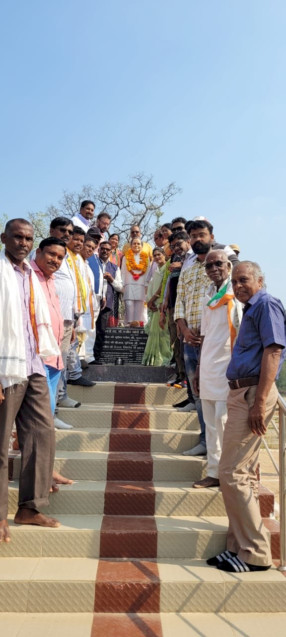 कौहाबाहरा में हाथ जोड़ो यात्रा का शुभारंभ एवं राजीव गांधी का मूर्ति का हुआ अनावरण...