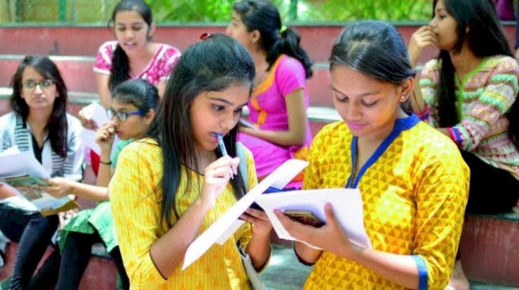 CG News : B.ED और D.L.ED के रिक्त सीटों के लिए इस आधार पर होगी भर्ती, शिक्षा विभाग ने जारी किया आदेश, पढ़े पूरी खबर…