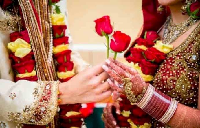 अजीबोगरीब मामला: शादी की सालगिरह पर बधाई न देना पति को पड़ा महंगा... मैरिज एनिवर्सरी पर विश नहीं किया तो पत्नी ने करवा दी पति और सास की बुरी तरह से पिटाई... केस दर्ज....