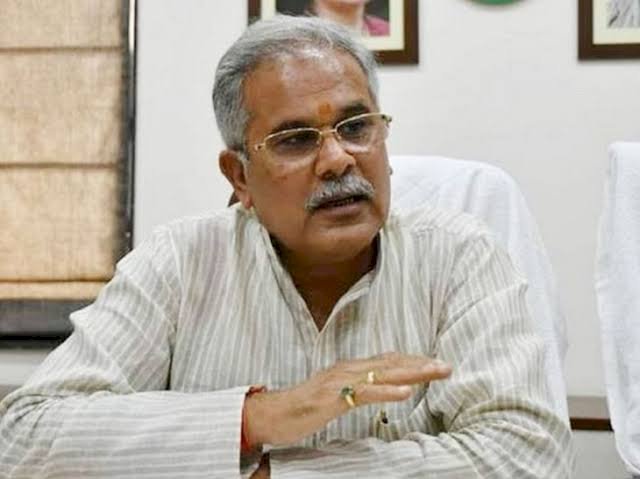मुख्यमंत्री ने अमर शहीद चंद्रशेखर आजाद की पुण्यतिथि पर उन्हें किया नमन