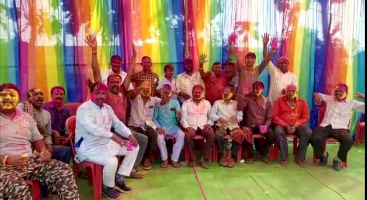 करहीबाज़ार में चेम्बर ऑफ कॉमर्स के व्यपारियो ने किया होली मिलन समारोह का आयोजन