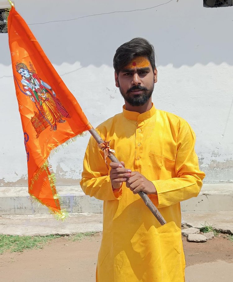 हिंदू नव वर्ष में तुलसी का पौधा लगाकर सनातन का तिरंगा फहरा :- निखिल कुमार