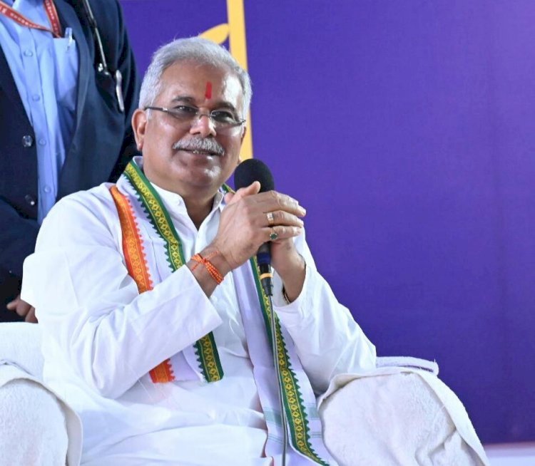 CG News: मुख्यमंत्री बघेल ने विधानसभा अध्यक्ष, नेता प्रतिपक्ष सहित अनेक मंत्रियों, विधायकों के क्षेत्र के लिए की अनेक घोषणाएं...पढ़िए...