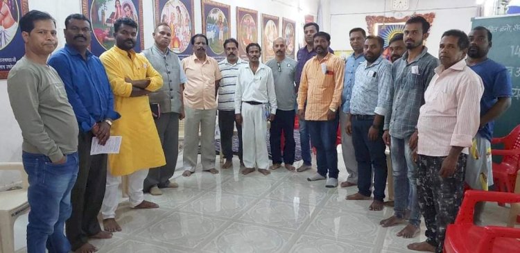 आम आदमी पार्टी के बस्तर जिलाध्यक्ष नरेंद्र भवानी पहुंचे सतनामी समाज के सतनाम भवन समाज के पदाधिकारियों से किये मुलाक़ात
