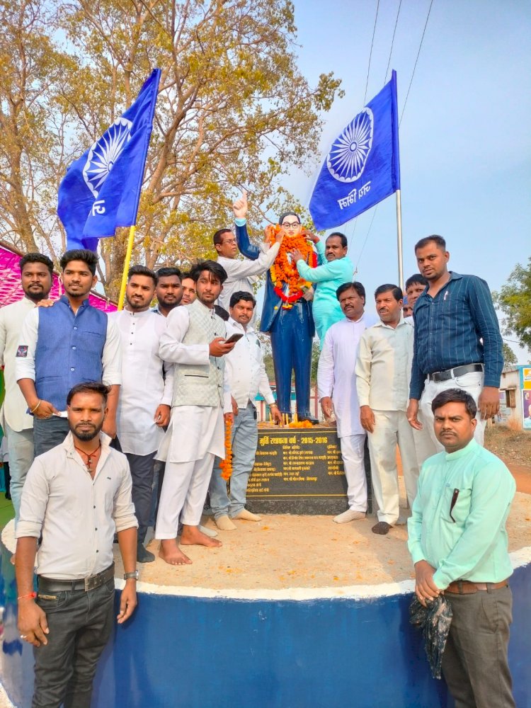 पचपेड़ी में बड़े ही हर्षोल्लास के साथ मनाया गया संविधान निर्माता बाबा भीमराव अंबेडकर जयंती क्या क्या बाते बताई दिलीप लहरिया ने बाबा के विषय में जाने पढ़े पूरी खबर