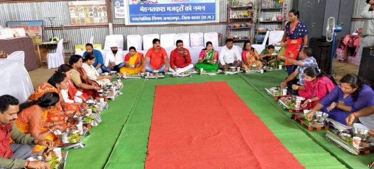 श्रमिकों को सम्मान देने के लिए मनाया जा रहा है बोरे-बासी तिहार :- संसदीय सचिव रेखचंद जैन