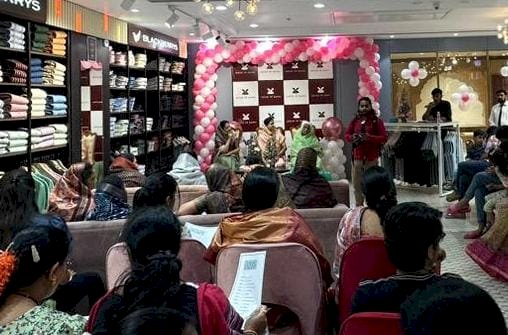 मदर्स डे के मौके बाफना लाईफ स्टाईल की अनूठी पहल...