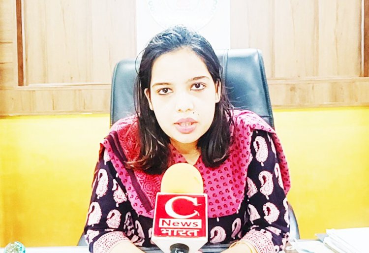 CG:बेमेतरा एसडीएम सुरूचि सिंह (IAS)बेमेतरा के आने बाद आसानी से हो रहे है डायवर्सन... डायवर्सन से बिचोलियों को हटाने के लिए SDM द्वारा डायवर्सन के आवेदन स्वयं आवेदक से प्रत्यक्ष रूप से लिए जा रहे हैं और डायवर्सन में क्या क्या दस्तावेज़ लगते हैं इसका चस्पा एसडीएम ऑफिस में किया गया है एसडीएम सुरूचि सिंह के कार्य से SDM कार्यालय में आने वाले आमजनता बहुत खुश है और संतुष्ट हैं