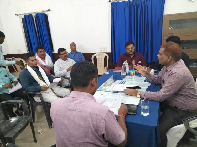 विधानसभा निर्वाचन के तैयारियों को लेकर राजनैतिक दलों के साथ प्रशासनिक अधिकारियो का बैठक संपन्न