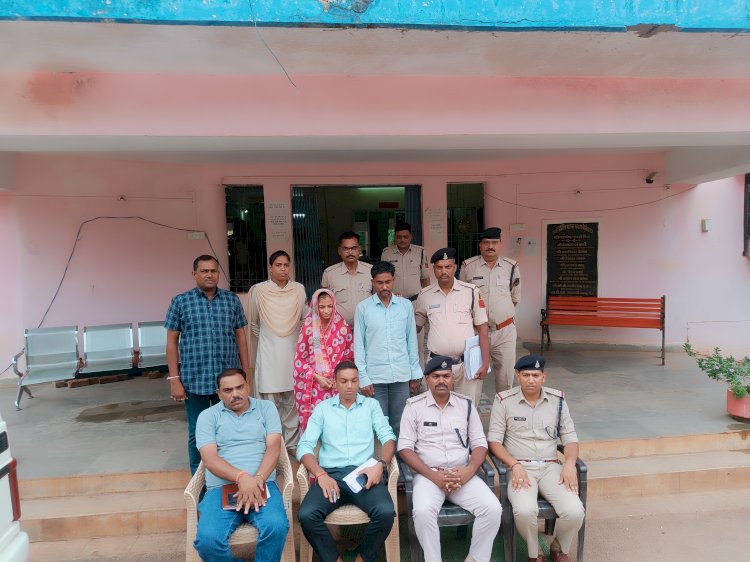 CG:अंधे कत्ल की गुत्थी का खुलासा...लव ट्रायंगल बना मौत का कारण हत्यारे 24 घंटे के भीतर बेमेतरा पुलिस के गिरफ्त में...पत्नी ने ही पूर्व प्रेमी से मिलकर अपने ही पति को मौत का घाट उतरा...लाश को खम्हरिया एनीकट में फैंका... मृतक गोता माटरा का ...आरोपी सलधा मजगांव का.. देवरबीजा चौकी क्षेत्र का मामला..