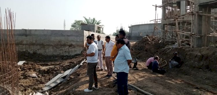 मुजगहन बायपास नाला,शहर की सफाई व्यवस्था,एसटीपी प्लांट का निगम आयुक्त ने किया निरीक्षण