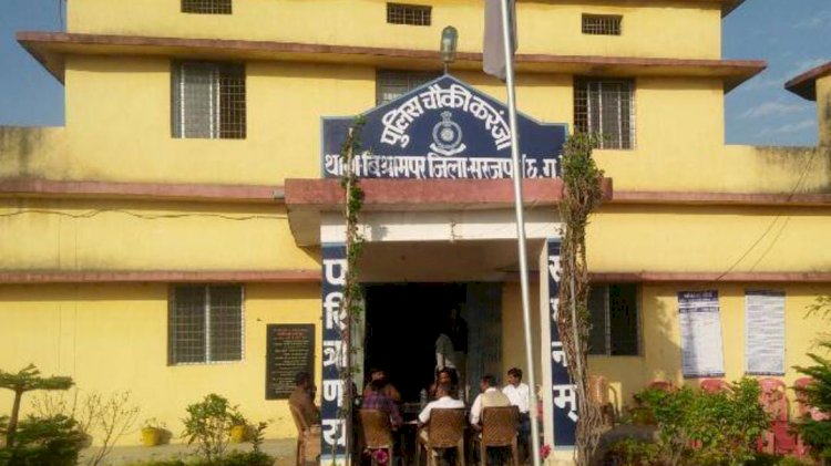 अवैध शराब के साथ होटल संचालक को करंजी पुलिस ने किया गिरफ्तार...